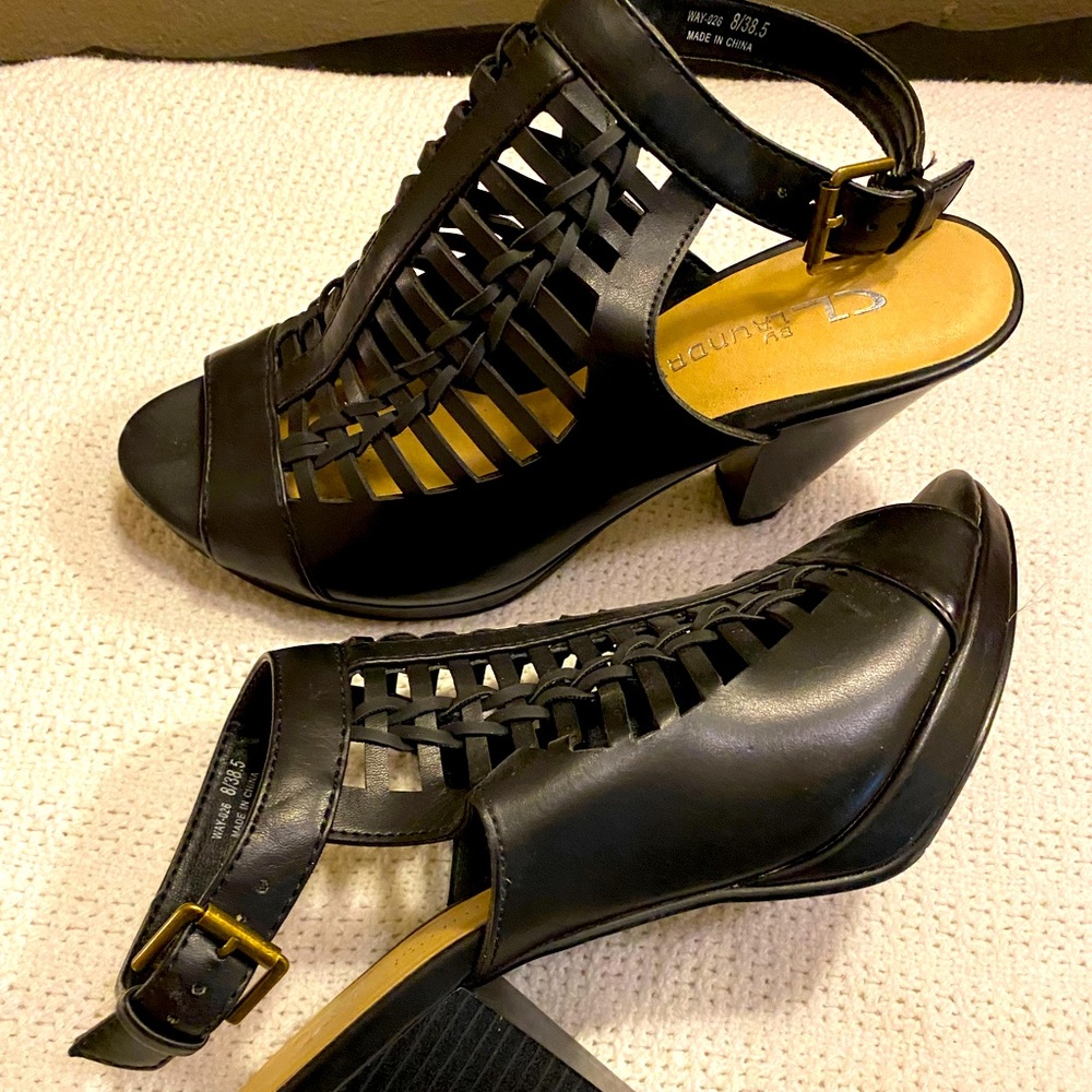 Chinese Laundry NWOT Black caged peep to heels